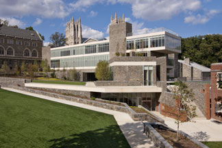 The green roof at Marriott Hall at St. Albans. Photo Credit: By Jeffrey Sauers; courtesy of Tishman Construction.